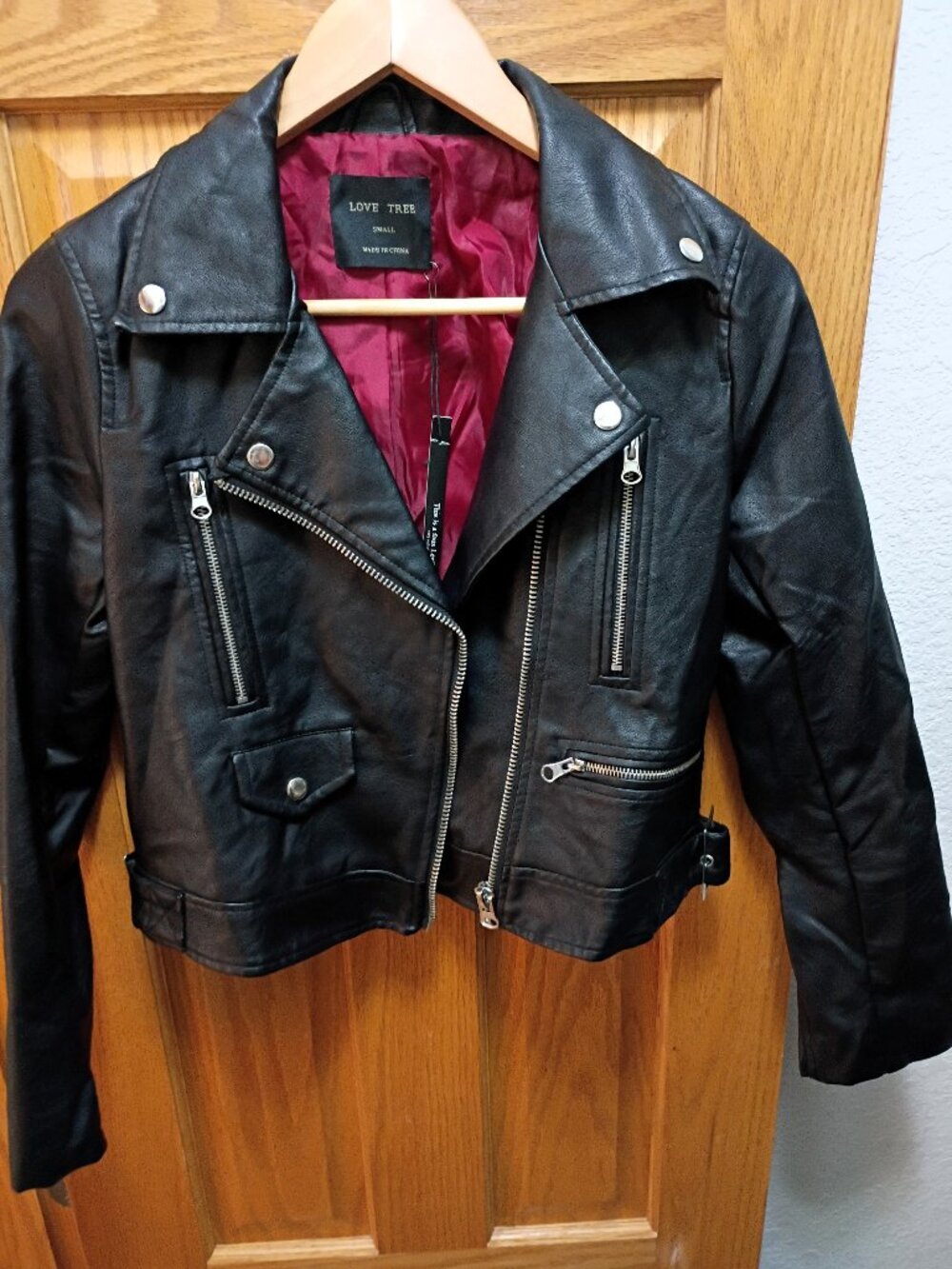 NWT Love Tree Cropped Vegan Leather Motorcycle Jacket Burgundy Lining